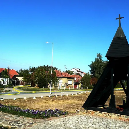 Tisza Haz Gæstehus Senta