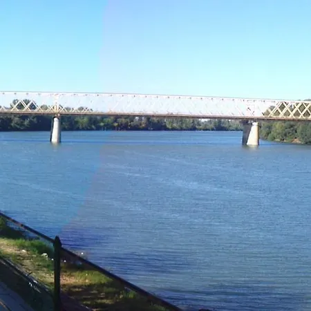 Gæstehus Tisza Haz 3*